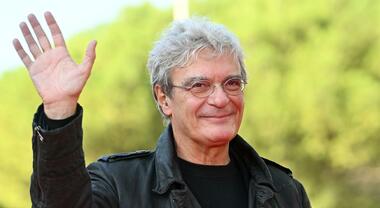 Mario Martone (Fuori) in concorso a ...