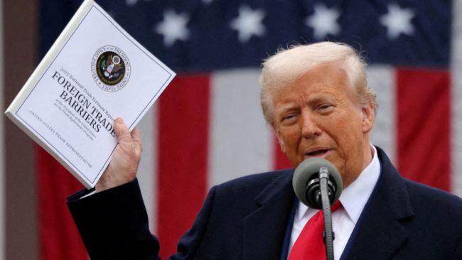 Trump's latest tariff overhaul squeezes US bitcoin miners as ASIC imports shift abroad, industry expert warns